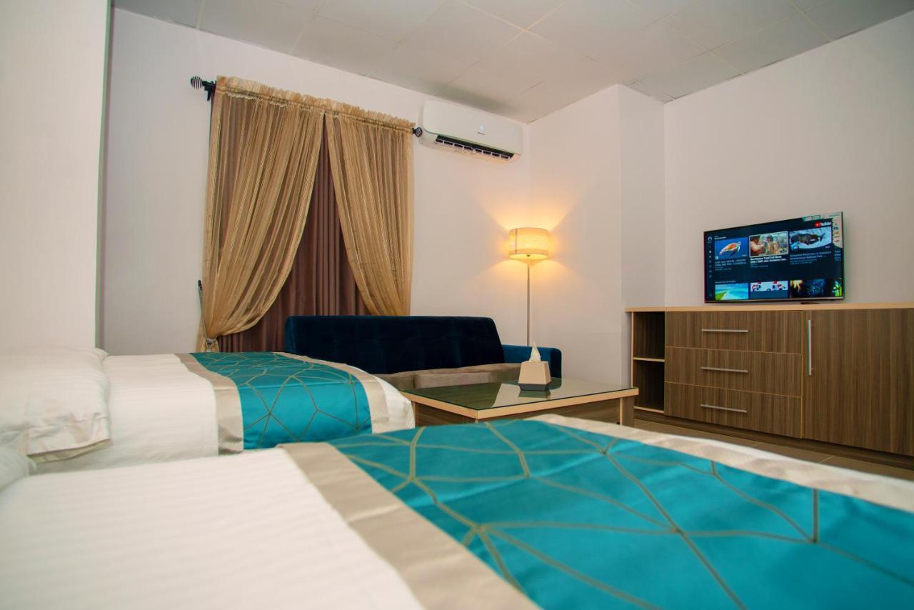 Riviera Suites Lagos Extérieur photo