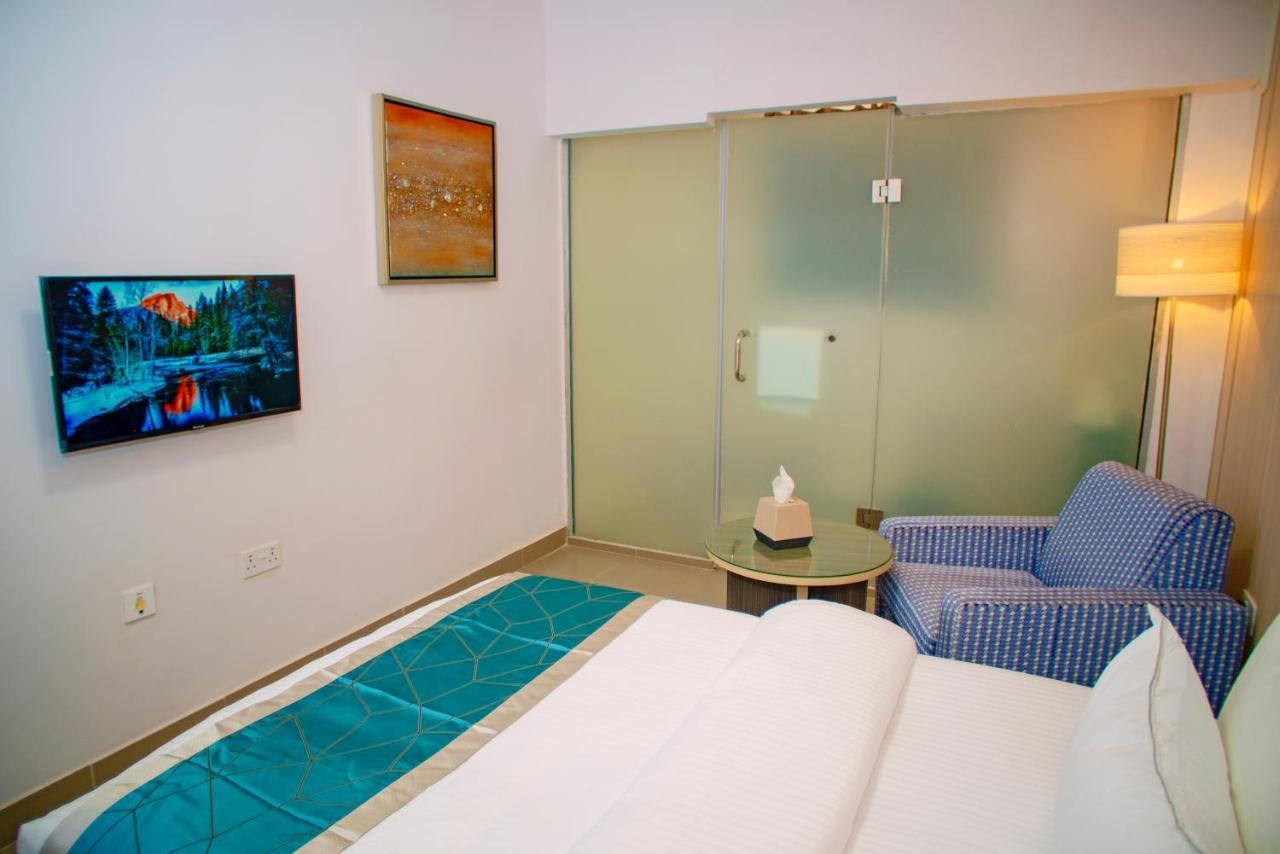 Riviera Suites Lagos Extérieur photo