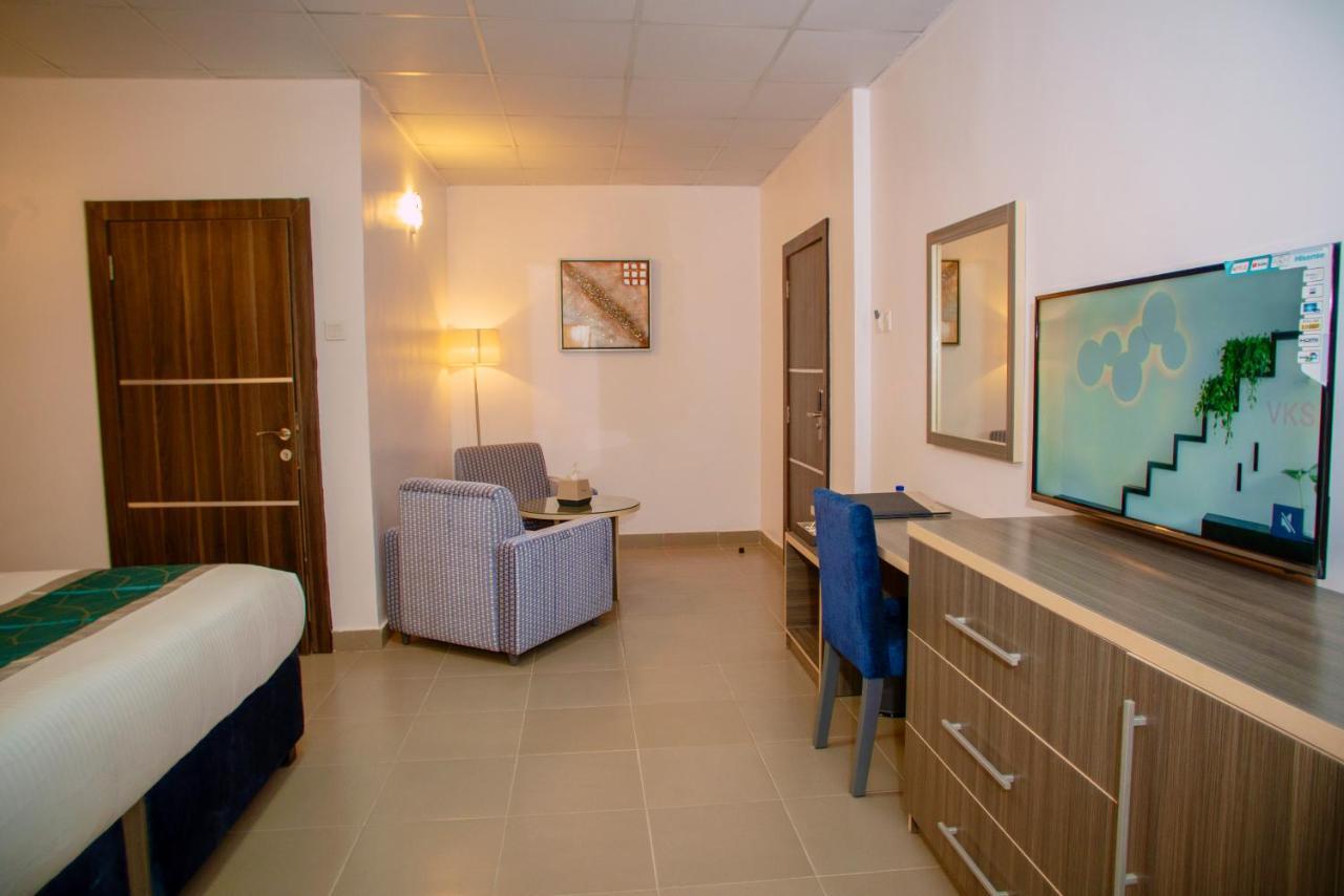 Riviera Suites Lagos Extérieur photo