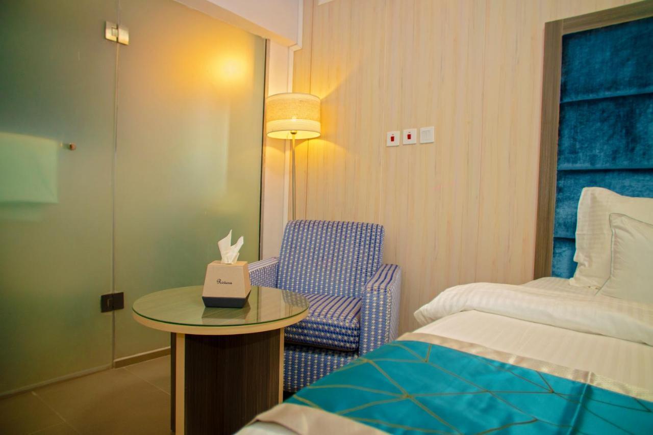Riviera Suites Lagos Extérieur photo