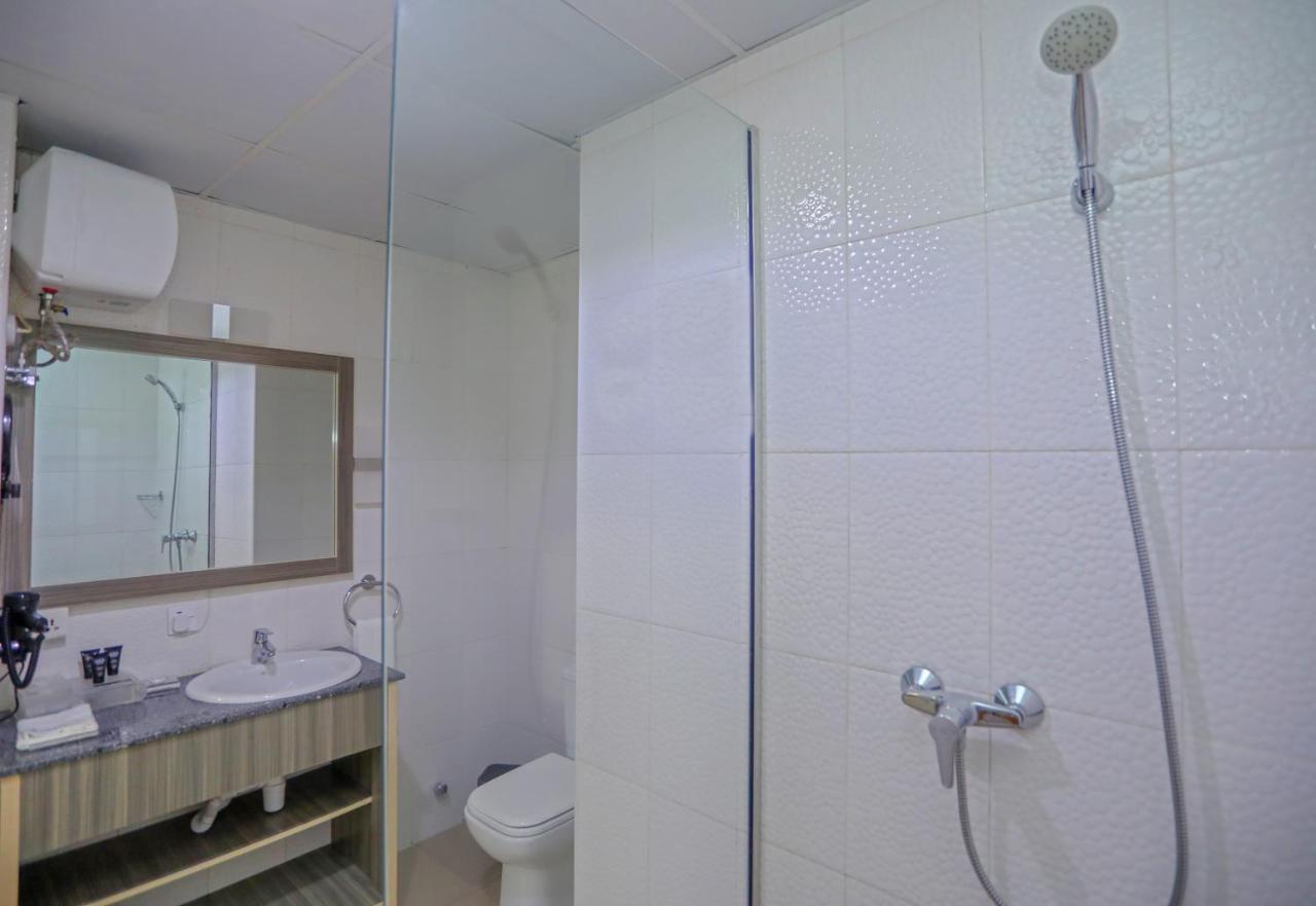 Riviera Suites Lagos Extérieur photo