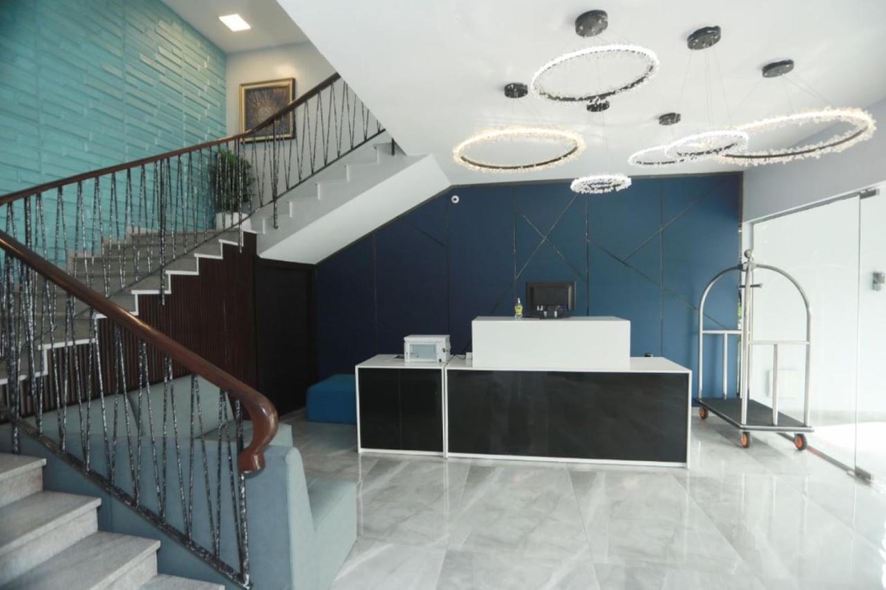 Riviera Suites Lagos Extérieur photo
